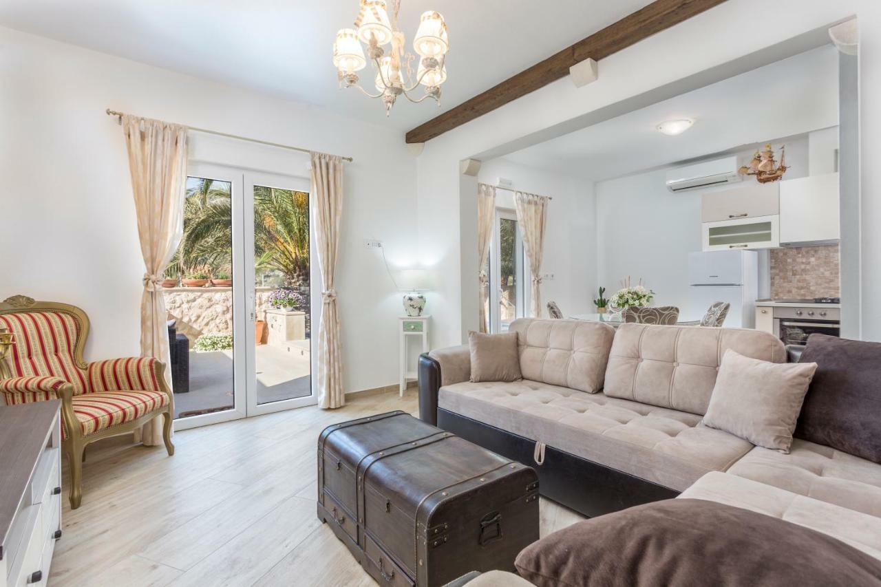 Villa Capitis In The Center Hvar Town Dış mekan fotoğraf